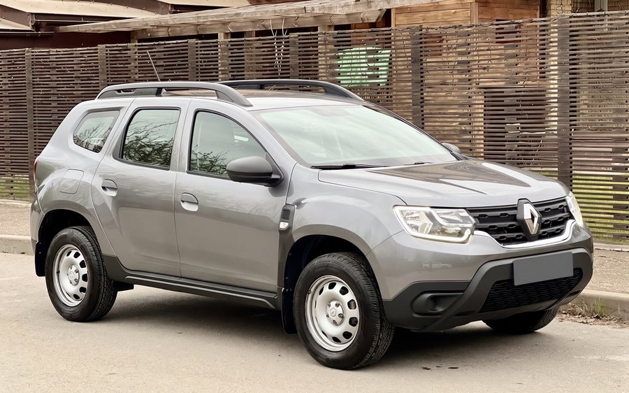 Renault Duster — учебный автомобиль автошколы АвтоЛига